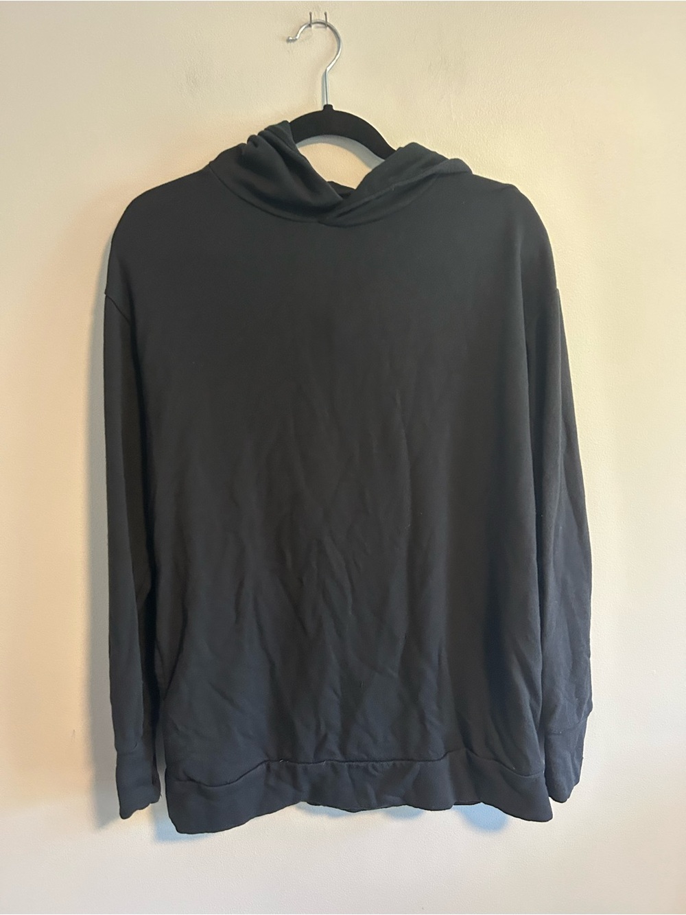Offline by aerie xs black pullover hoodie sweater